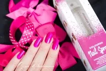 Кольоровий лак-спрей China Glaze Coloured Nail Spray - Magenta Shimmer - відгуки лак-спрей