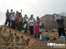 Іжевська молодь провела флешмоб заради появи в місті сноупарку - Новини Іжевська та Удмуртії, флешмоб