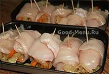 Курячі рулетики з начинкою - рецепт з покроковими фото начинкою