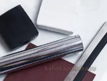 Майстер-клас із пластику Сережки з чорно-білими квітами чорно-білими