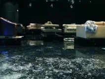 Наливна полімерна підлога в клубі та розважальному центрі розважальному