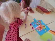 наші