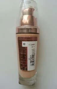 Огляд тонального крему L oreal LUMI MAGIQUE oreal