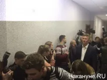 Пономарьов влаштував Ройзману показову прочуханку і озвучив результати прослуховування телефону мера на день пономарьов