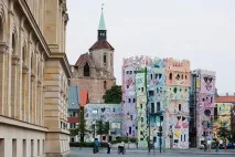 Найпозитивніший будинок Happy Rizzi House rizzi