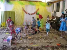 Сценарій свята у старшій групі «День народження з Клепою та Ірискою» свята