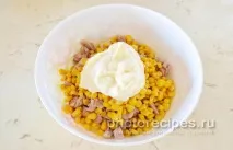 Курячий салат з ананасами. ананасами