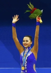 У квітні я виходжу заміж і різниця у віці з чоловіком абсолютно не лякає - Анна Аляб’єва різниця