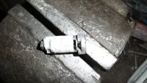 Личинка дверей від іншого авто іншого