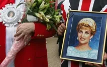 Я пам’ятаю, як батько вдарив маму Оприлюднені одкровення принцеси Діани вдарив
