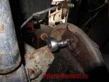 Заміна задніх гальмівних циліндрів, Пріора ремонт гальмівних