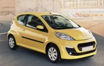 Малолітряжки для жінок до 200 тисяч рублів Топ-8 автомобілів рублів