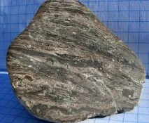 Чорноморський трас - оригінальний кримський зелений камінь кольору моря зелений