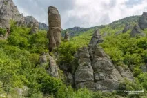 Долина Привидів у Криму, сходження нагору Демерджі Криму
