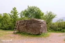 Долина Привидів у Криму, сходження нагору Демерджі долина