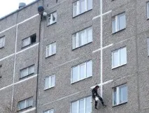 Герметизація міжпанельних швів за допомогою промислових альпіністів – «ЕТС-промальп» (Санкт-Петербург) альпіністів