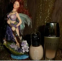 Guerlain Parure Aqua проти Phyto teint eclat від Sisley проти
