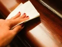 Як випрати віск як очистити, ніж відмити засіб після депіляції, видалити застиглу плівку з після
