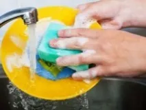 Як випрати віск як очистити, ніж відмити засіб після депіляції, видалити застиглу плівку з випрати
