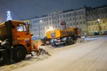 прибирають
