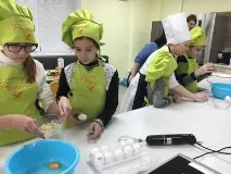 Скарбничка доброти - соціальна допомога нужденним допомога
