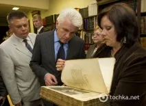 Литвин вигадав свій закон про мови закон