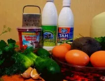 Літній холодний суп сіль