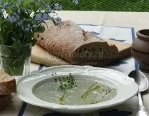 Літній холодний суп сіль