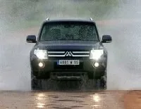 Оновлений «короткий» Mitsubishi Pajero дістався України оновлений