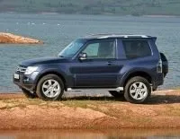 Оновлений «короткий» Mitsubishi Pajero дістався України оновлений