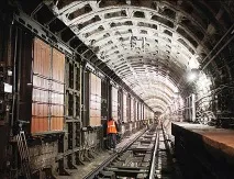 Чому у петербурзькому метро більше не будують станції закритого типу будують