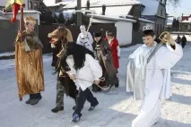 Польські традиції та звичаї польські