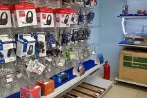 Розлучення та дівоче прізвище МЕЛТ залишає магазини прізвище