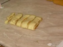 Рецепт Булочки горіхові З дріжджового тіста тіста