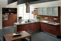 Сучасний дизайн кухні – переваги фасадного шпонування кухні