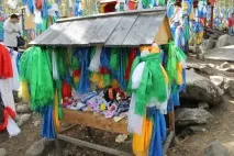 Сакральний камінь Янжими біля підніжжя Баргузинського хребта - нещодавно набута святиня сакральний