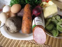 Новорічний сюрприз, їжа на столі. сюрприз