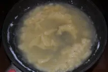 Сьомга з білим соусом і червоною ікрою, Готуємо просто! соусом