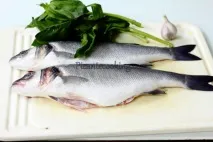 Сибас з базиліковою олією та часником, Picantecooking сибас