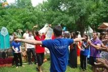 Танцюють всі! По різному танець