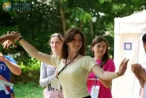 Танцюють всі! По різному танець