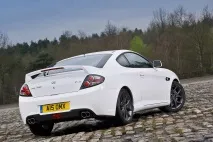 Огляд моделі Hyundai Coupe hyundai