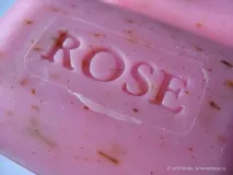 Пінне задоволення з пелюстками троянд BioFresh Rose of Bulgaria Soap відгуки троянд