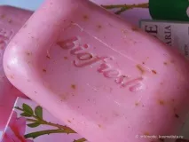 Пінне задоволення з пелюстками троянд BioFresh Rose of Bulgaria Soap відгуки задоволення