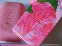 Пінне задоволення з пелюстками троянд BioFresh Rose of Bulgaria Soap відгуки пелюстками