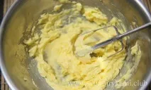 Приготувати класичний морквяний пиріг за покроковим рецептом класичний