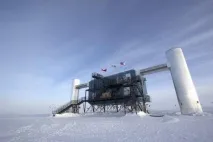 Арктична лабораторія IceCube розкриває таємниціпоходження всесвіту icecube