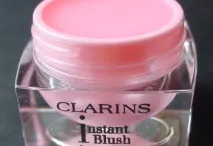 Clarins Історія бренду історія