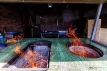 Дешевше, швидше, смачніше якісь шашлики продають на Шаморі цього літа якісь