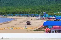 Дешевше, швидше, смачніше якісь шашлики продають на Шаморі цього літа якісь